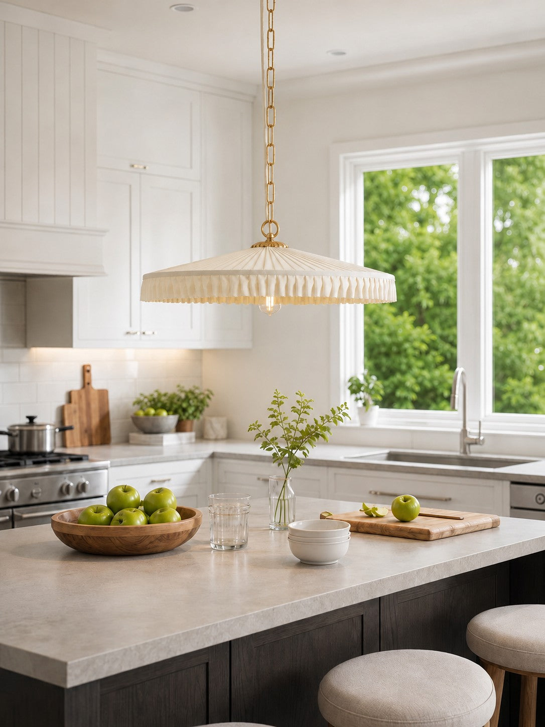 Brisa Pleated Silk Pendant Light