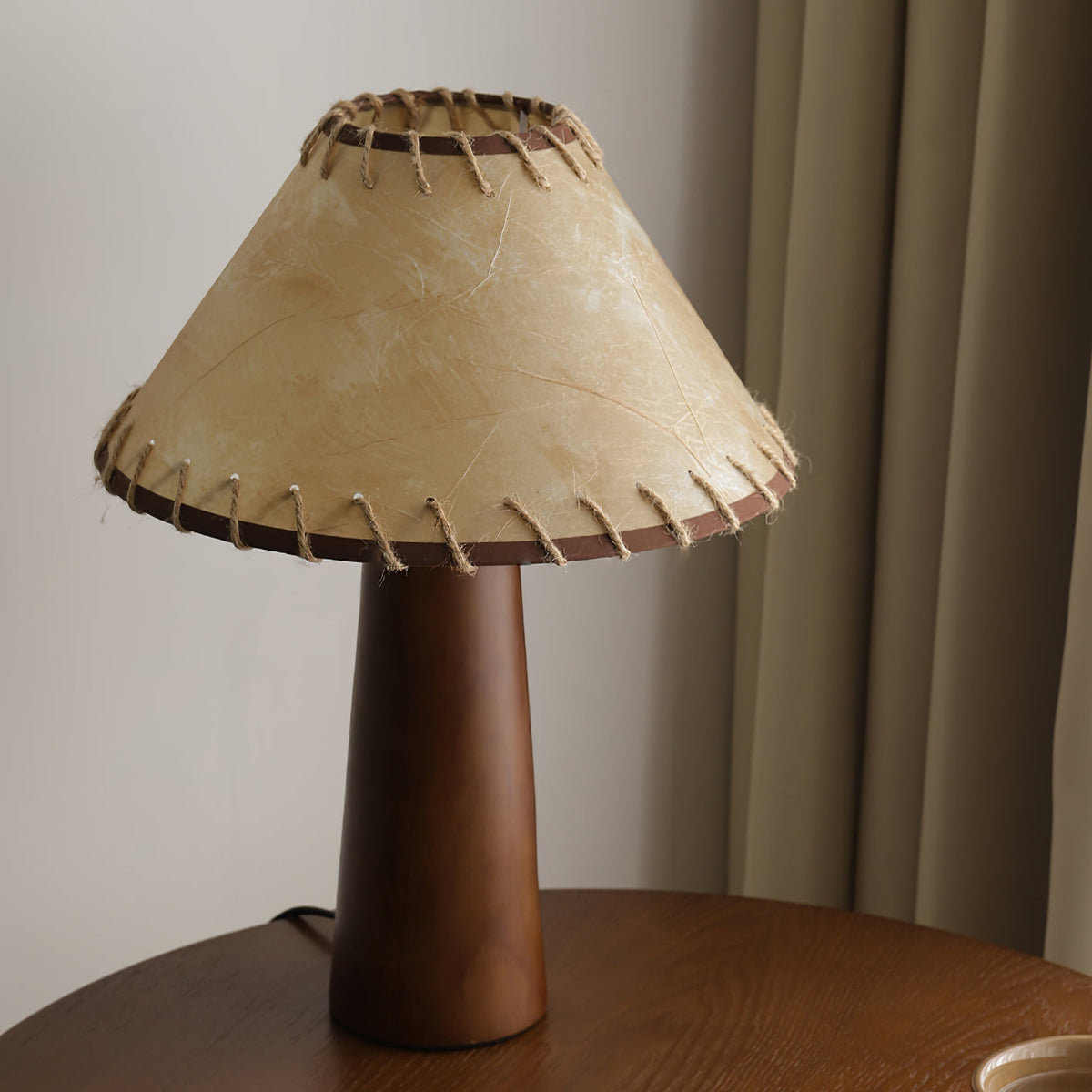 Dovel Wood Table Lamp
