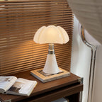 Hana Petal Table Lamp