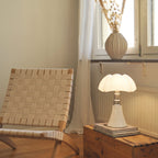Hana Petal Table Lamp