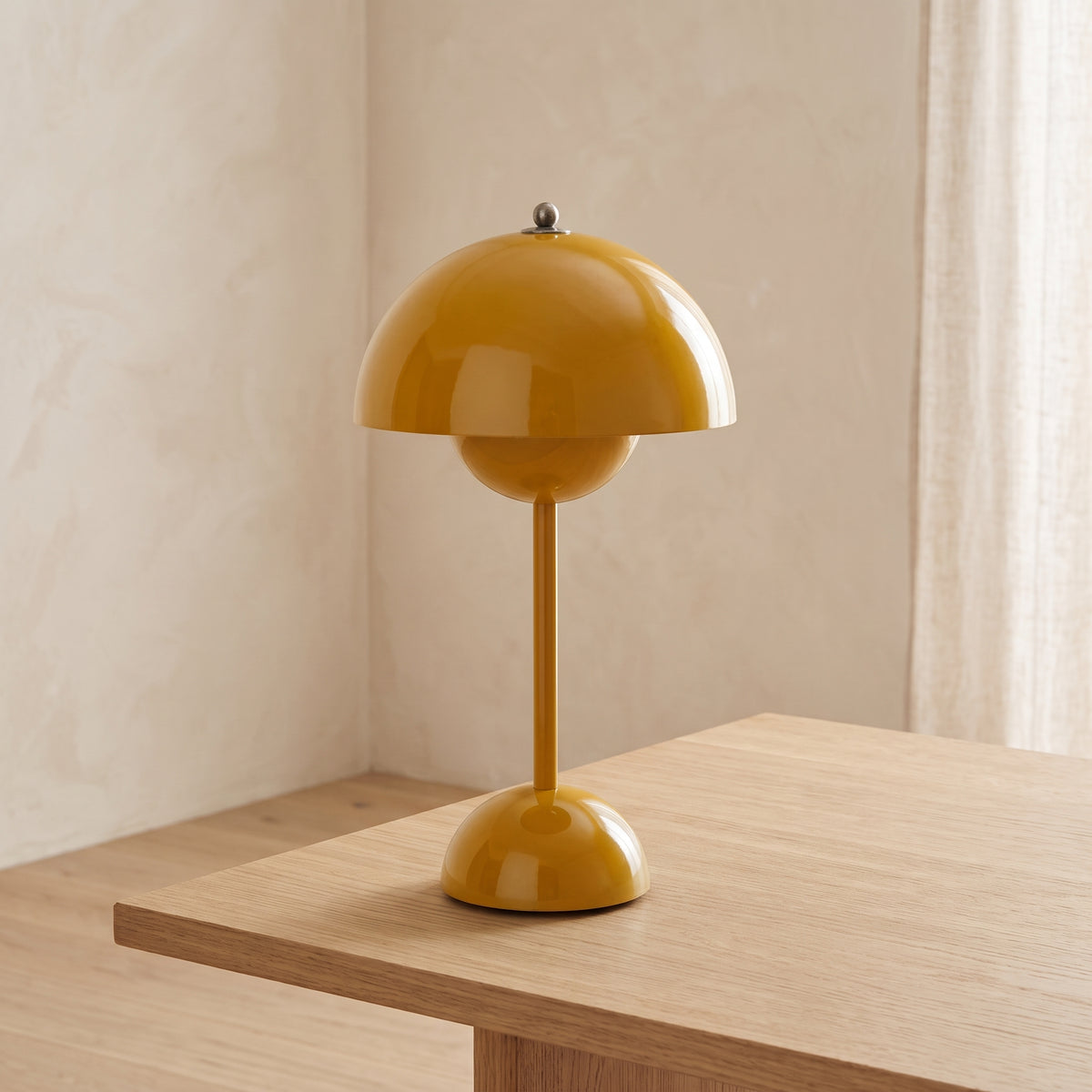Kaivo Cordless Table Lamp