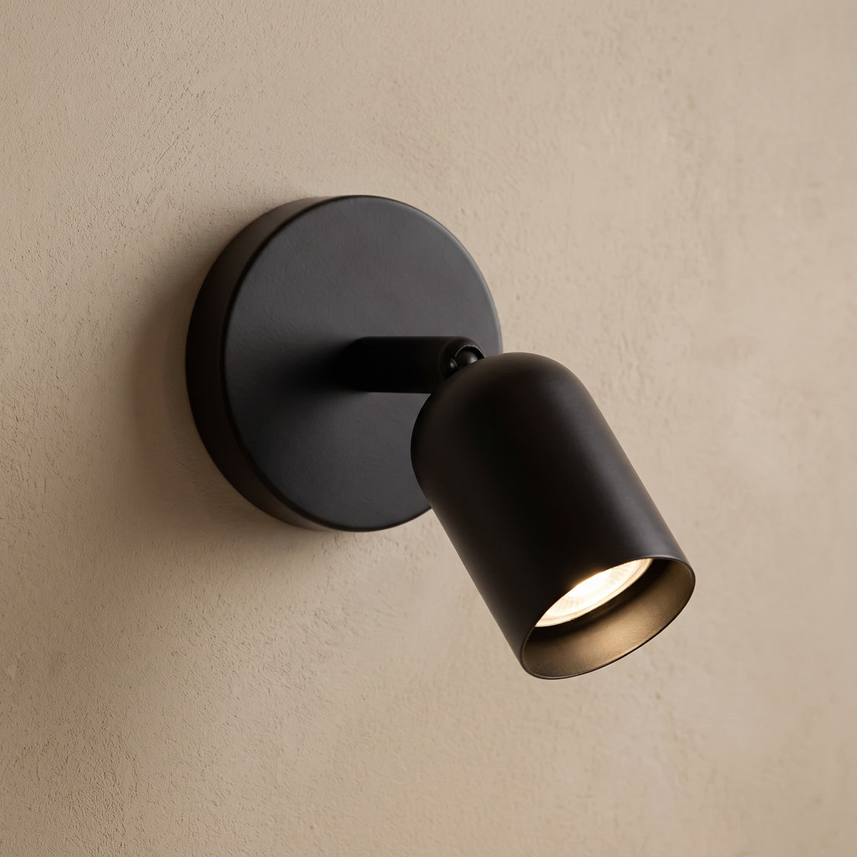 Kito Cylinder Wall Sconce