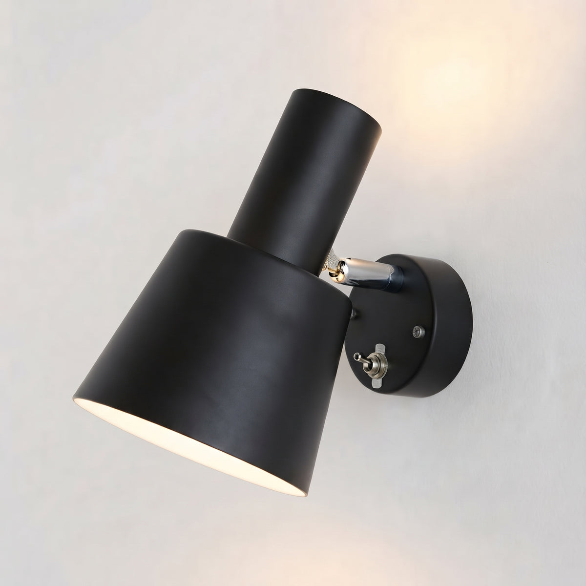 Arlo Adjustable Wall Sconce