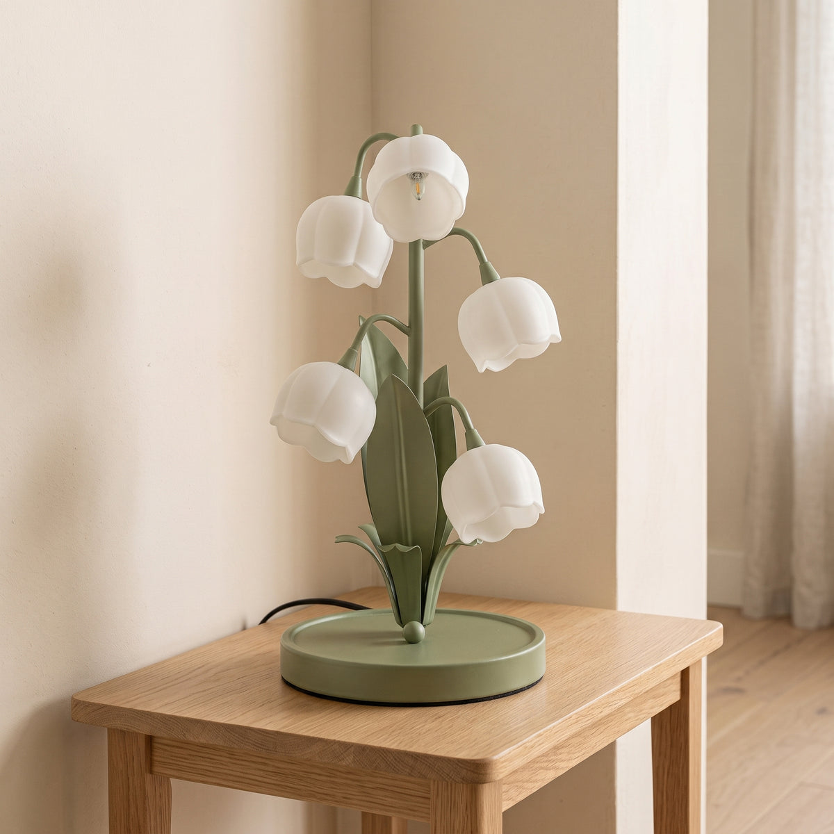 Lilura Orchid Table Lamp