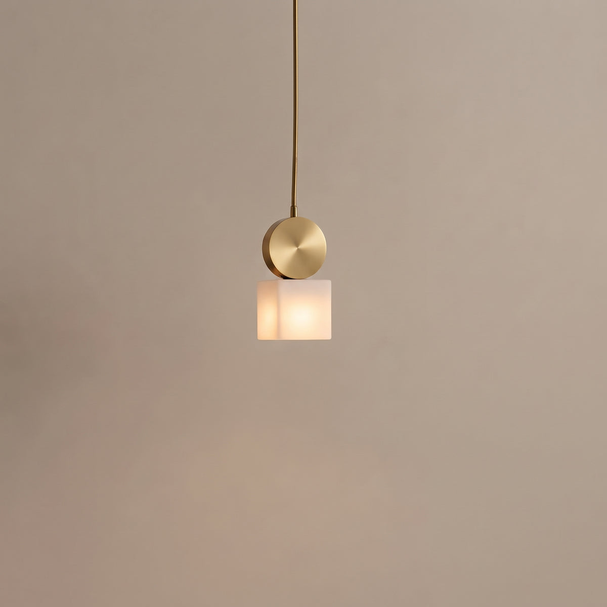 Elio Alabaster Pendant Light