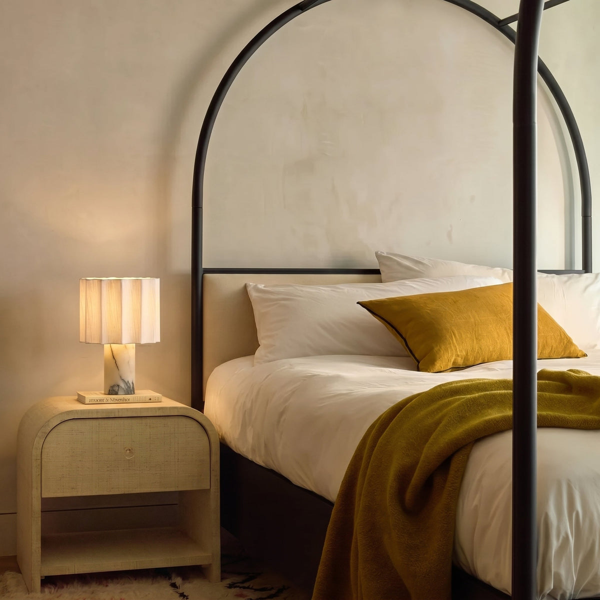 Calla Marble Table Lamp