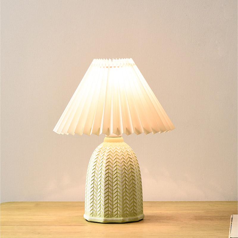Ilsa Pleated Table Lamp