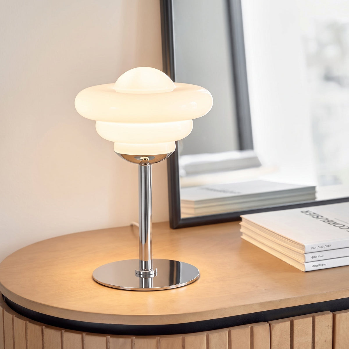 Mikka Bauhaus Table Lamp