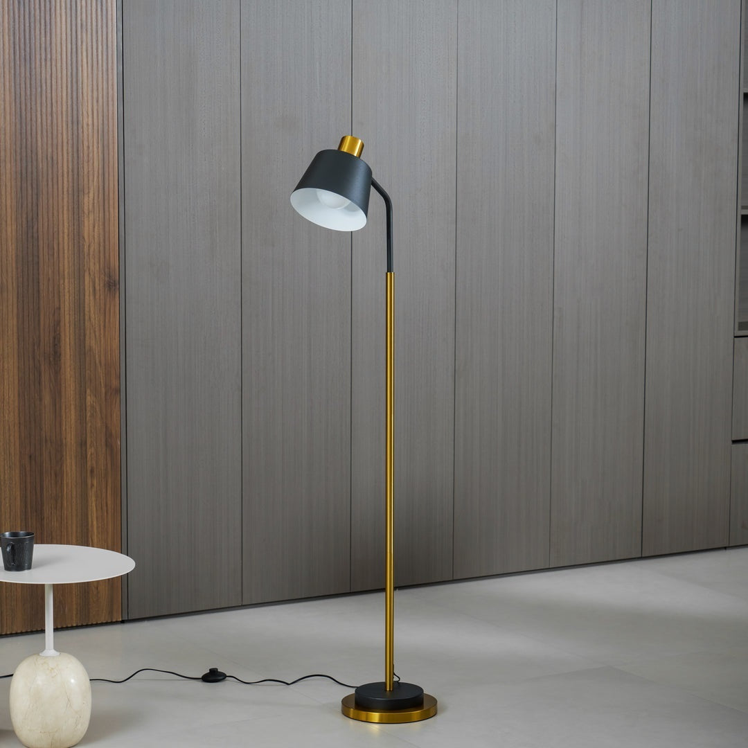 Corvo Arc Floor Lamp - view 07