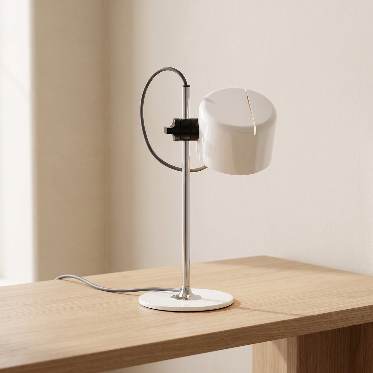 Coupe Table Lamp - white