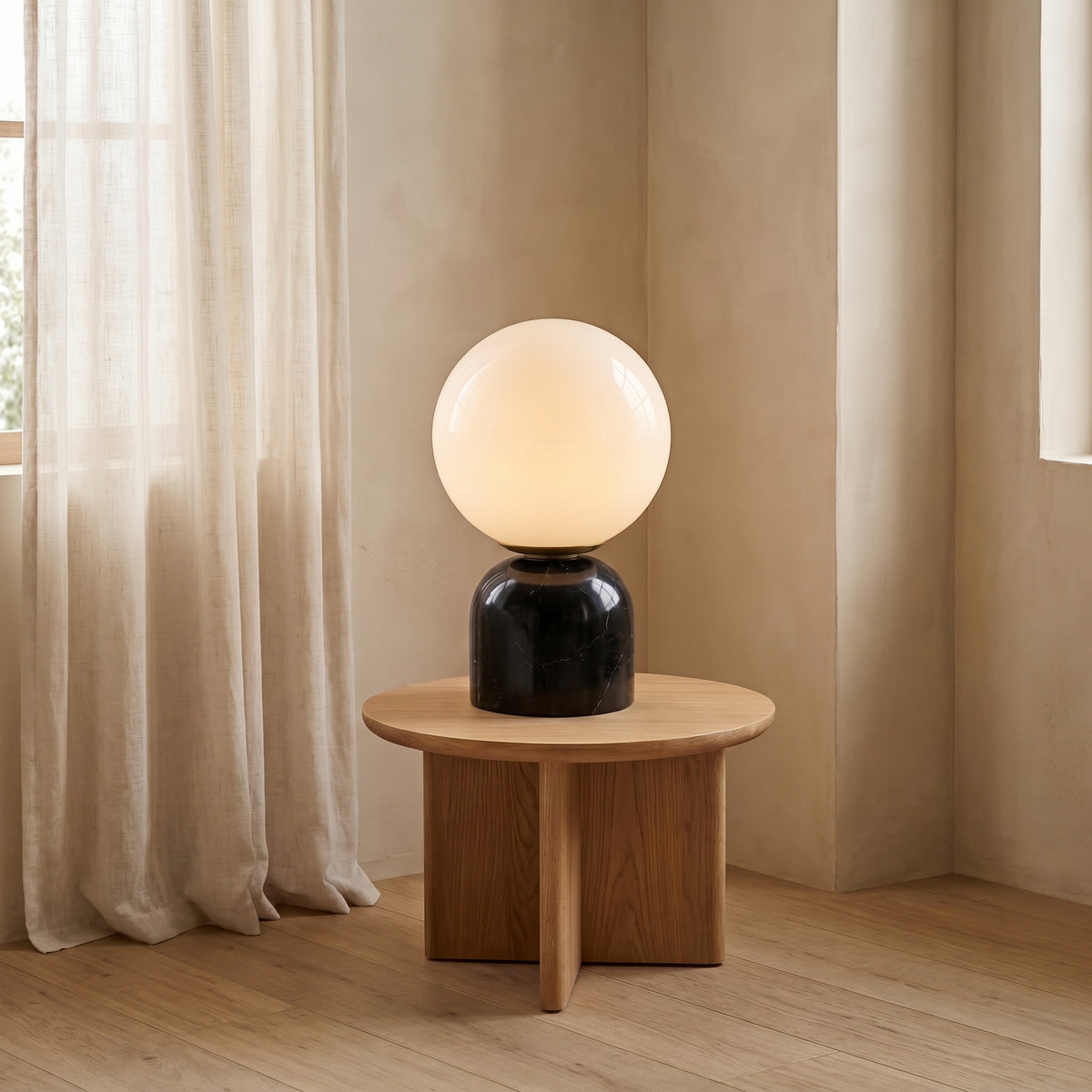 Hindsa Table Lamp - view 01