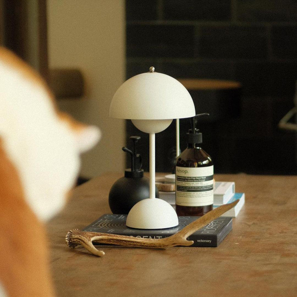 Kaivo Cordless Table Lamp - view 19