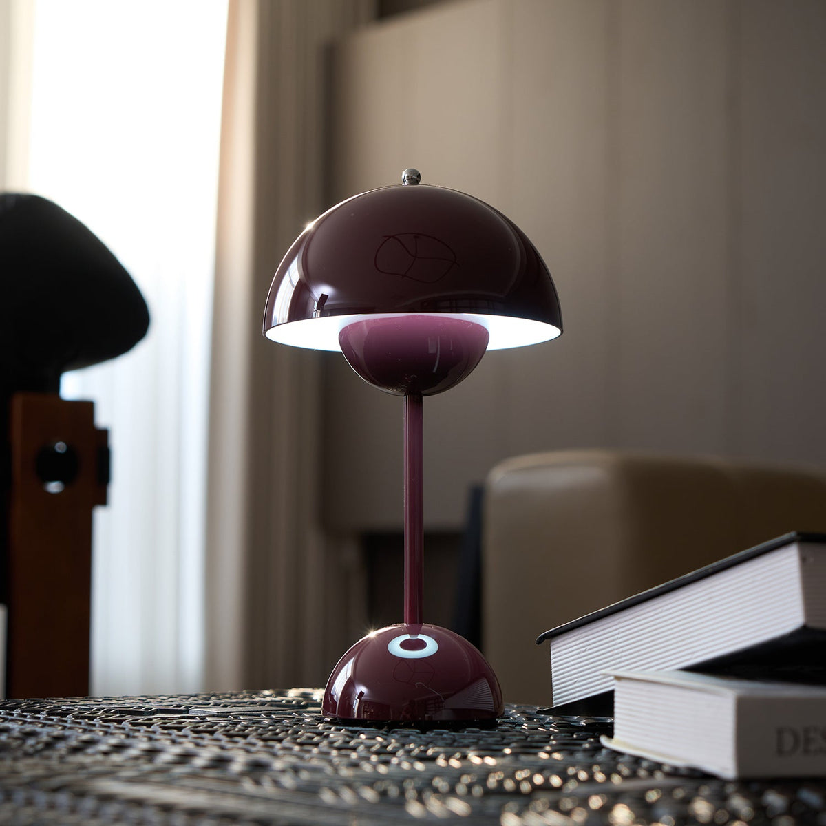Kaivo Cordless Table Lamp - view 83