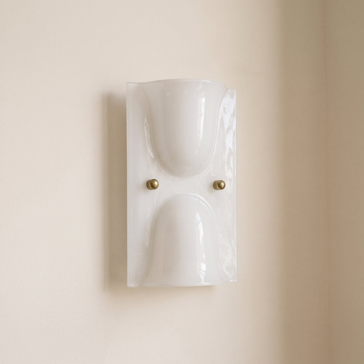 Mollo Wall Sconce - gallery image 03