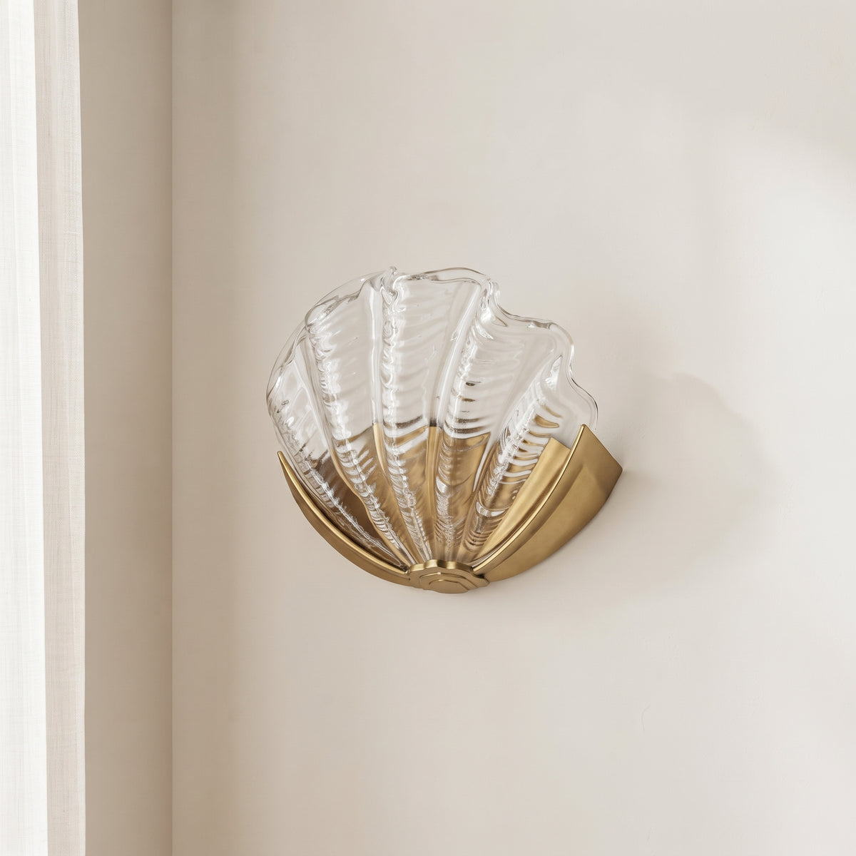 Nerine Glass Wall Sconce